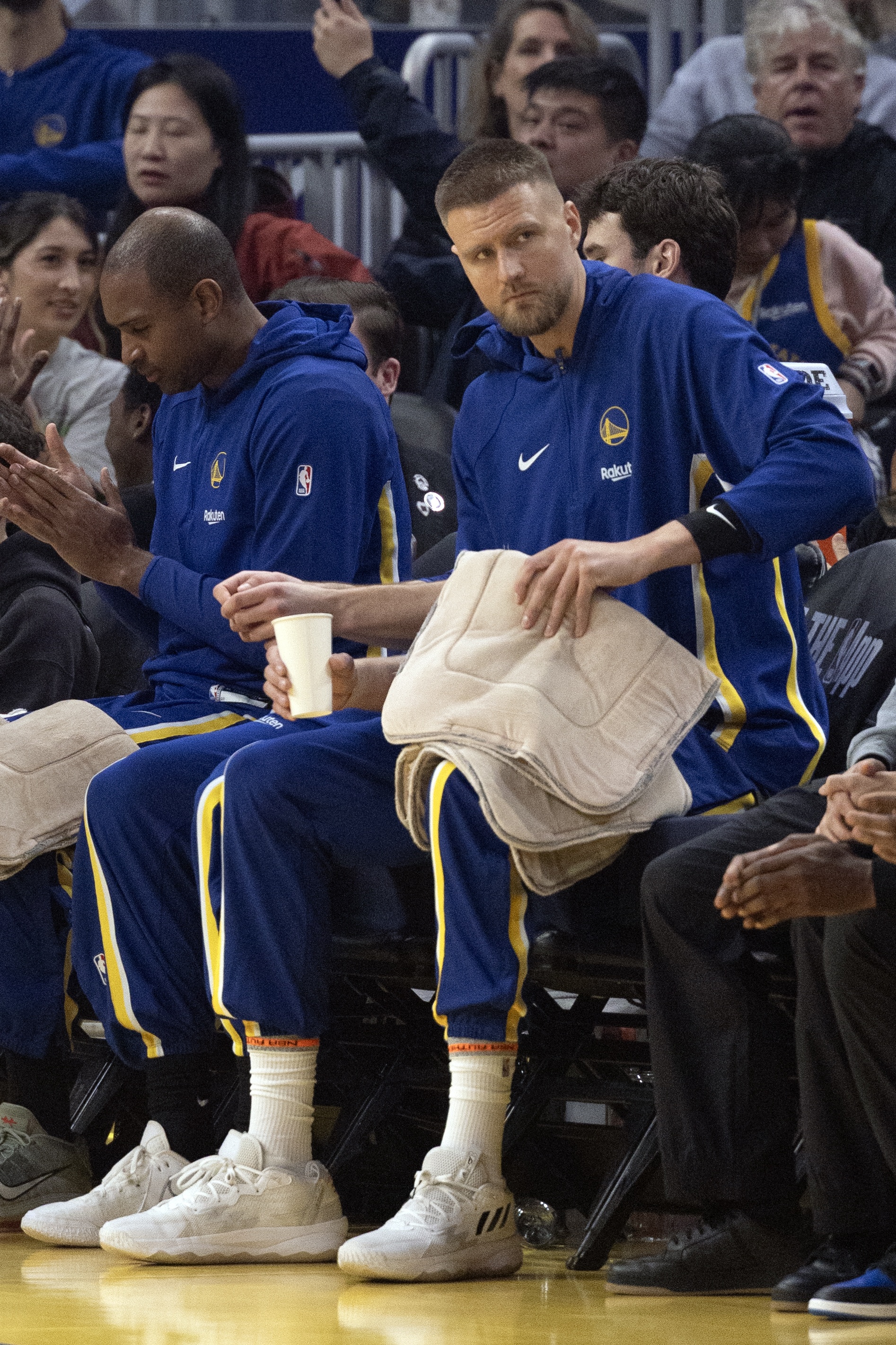 华体会官网-邓利维：用库明加换回波尔津吉斯这个级别的球员 这笔交易很合理